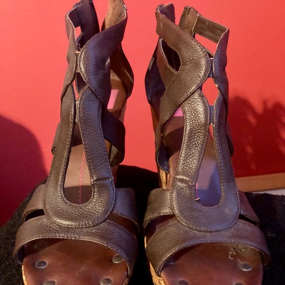 Dolce Vita wedge sandal - Picture 1 of 5